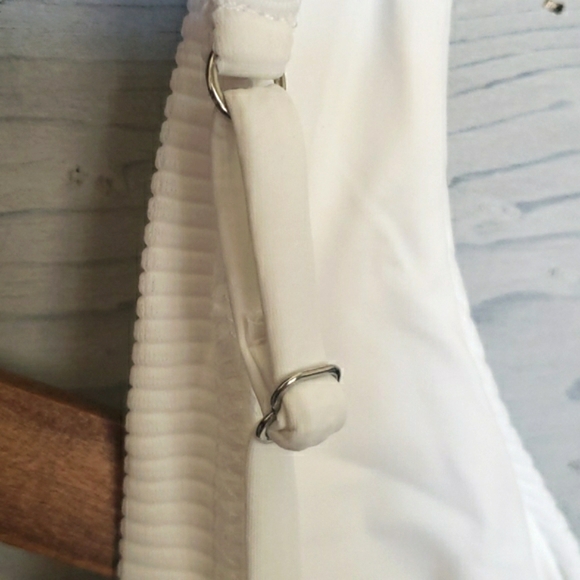 Frankie's Bikinis Austin Front Knot Ribbed Top Size Small NEW - Picture 10 of 15